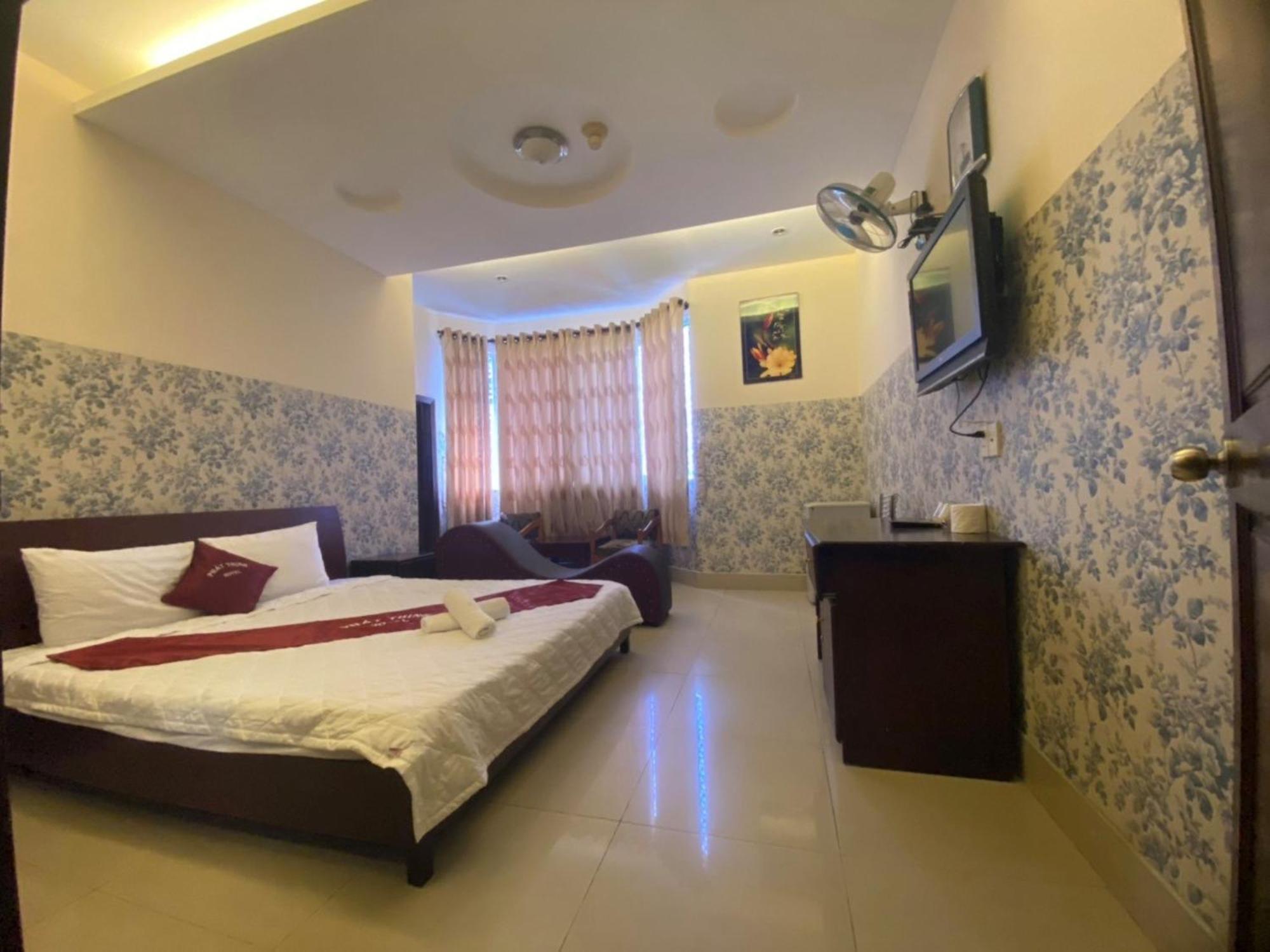 Phat Thinh Hotel Ho Chi Minh City Exterior photo